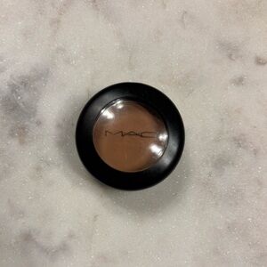 MAC Soft Brown Eyeshadow